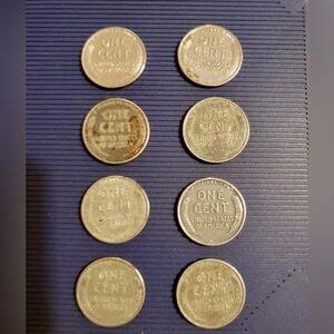 8 - 1943 Steel Pennie’s . One with very rare error.
